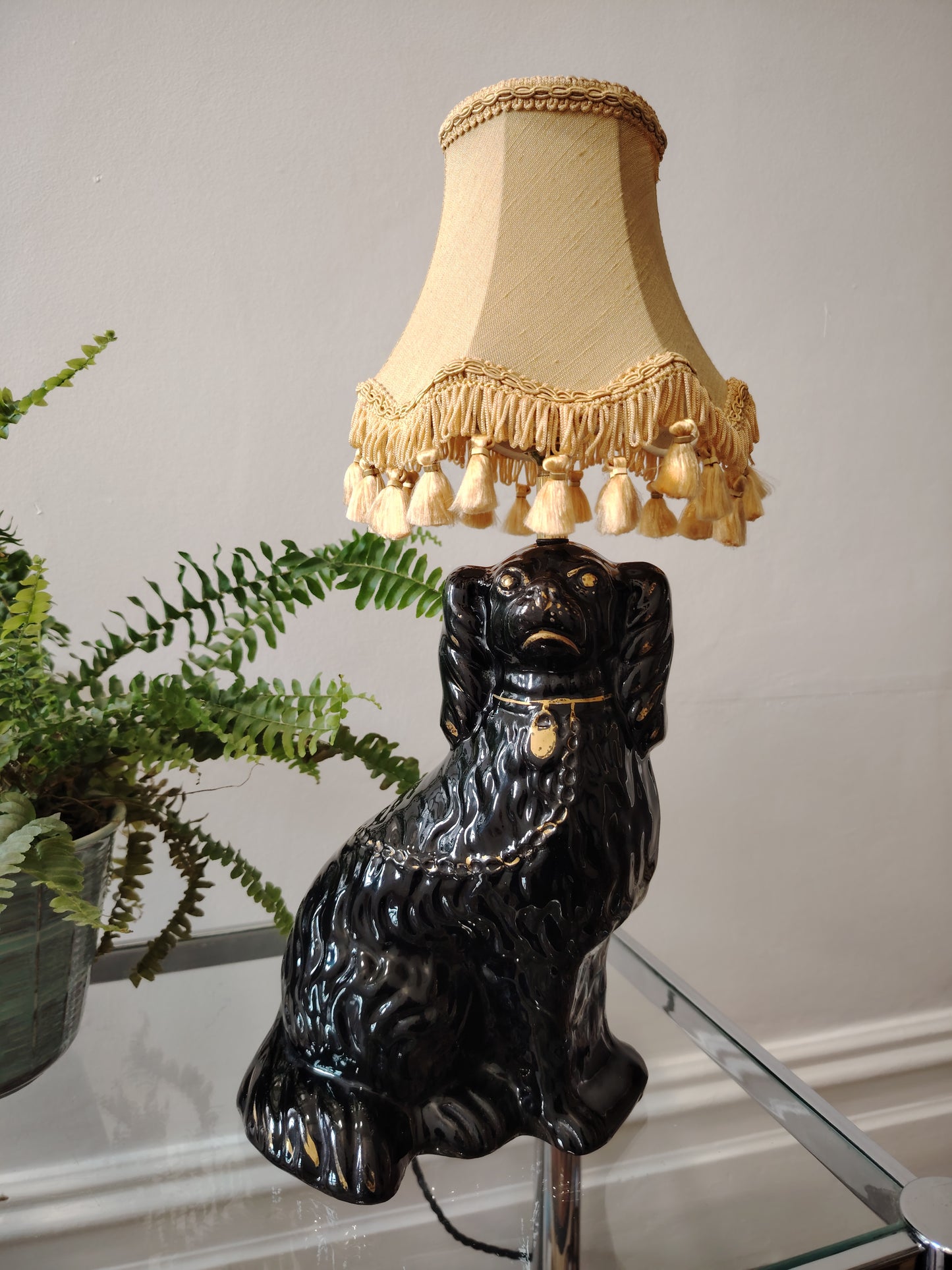 Vintage Black and Gold Pot Dog Lamp