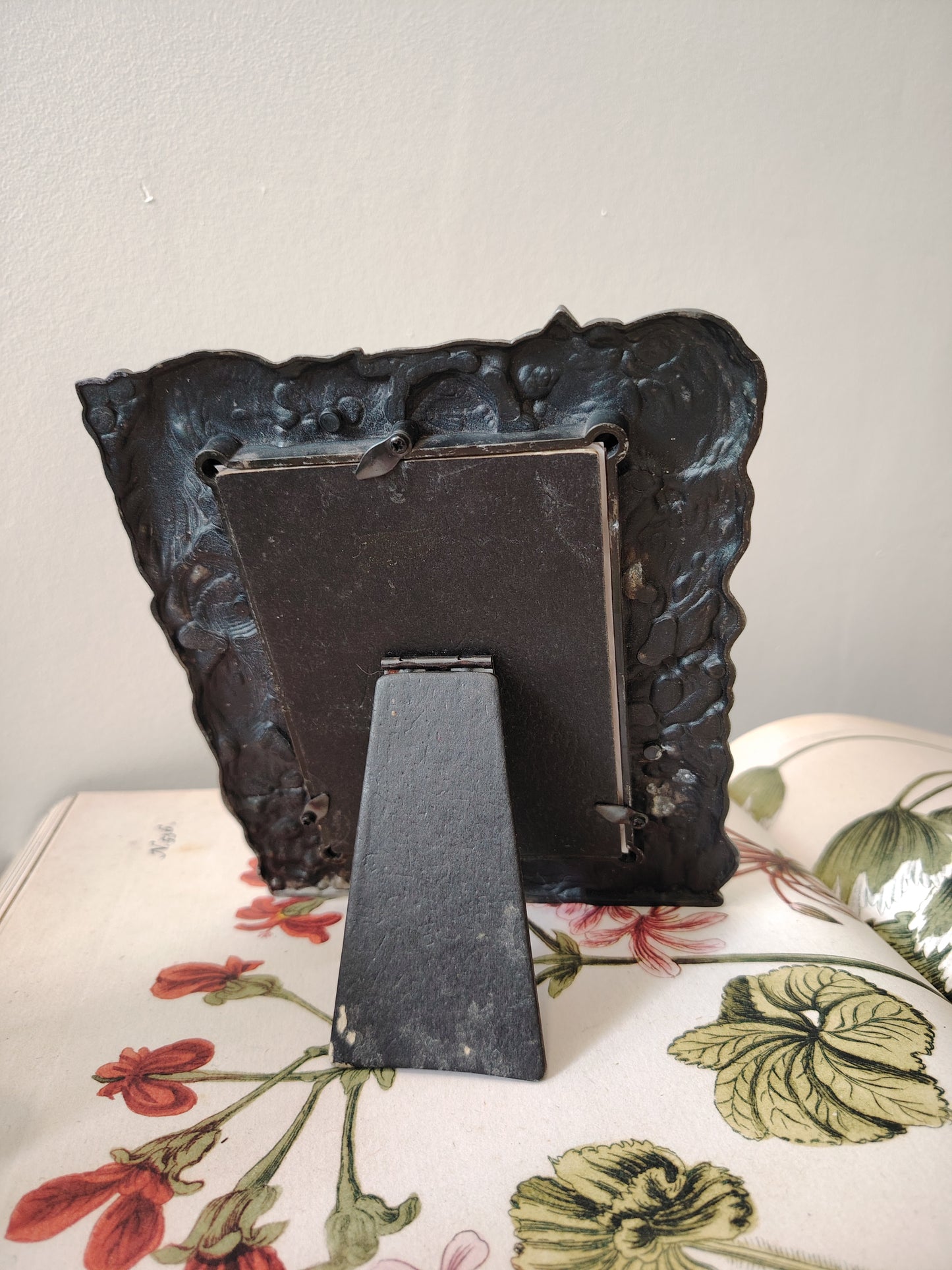 Vintage 90's Cute Kitties Photo Frame