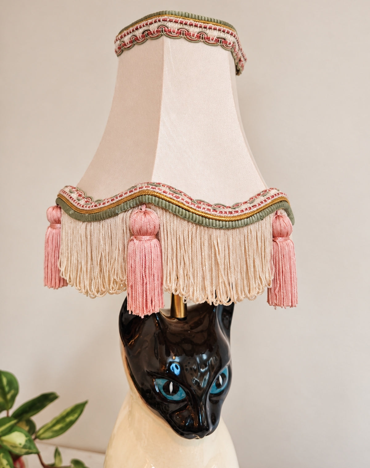 Vintage Reworked Tall Siamese Cat Lamp 💕