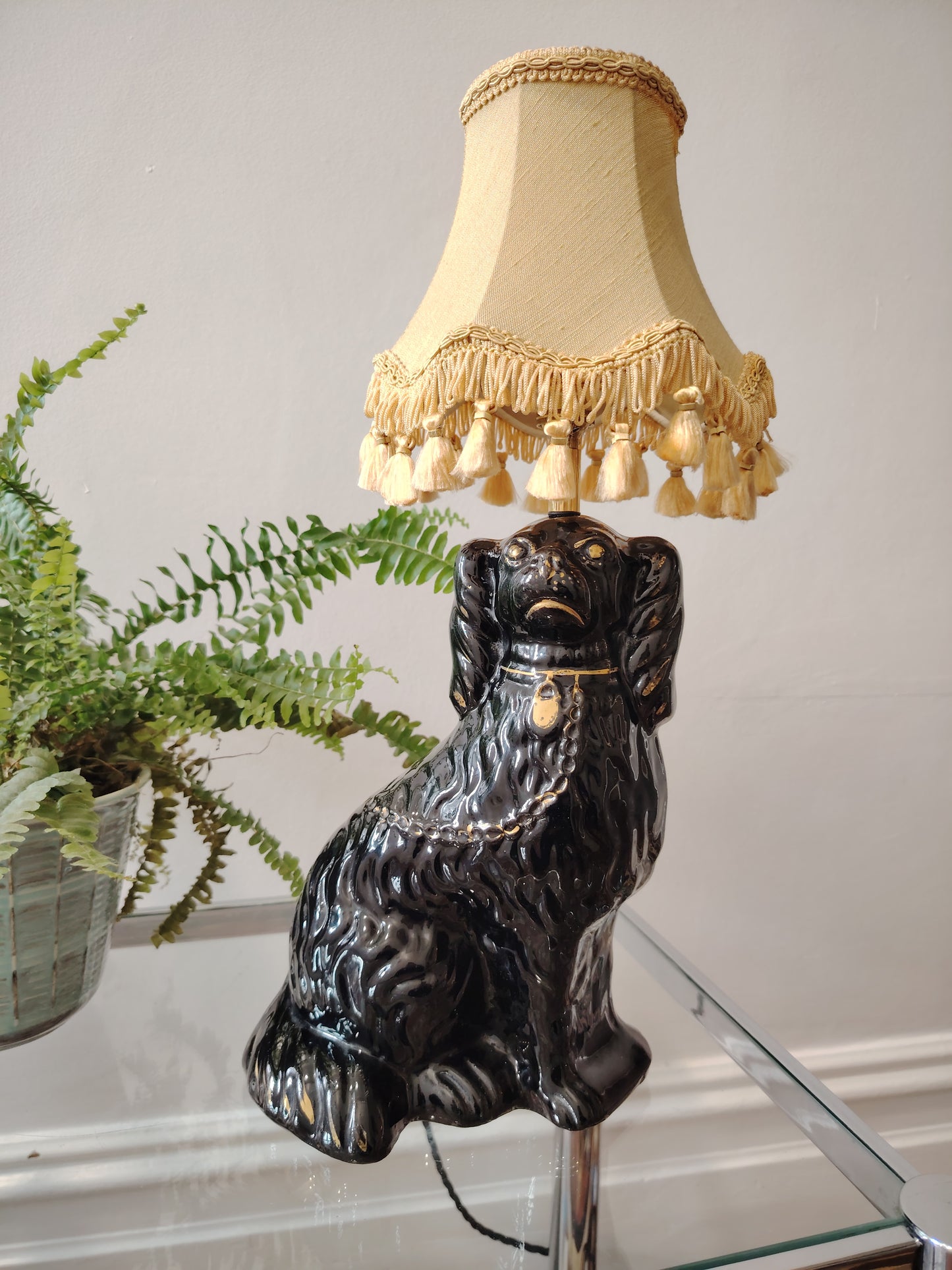 Vintage Black and Gold Pot Dog Lamp