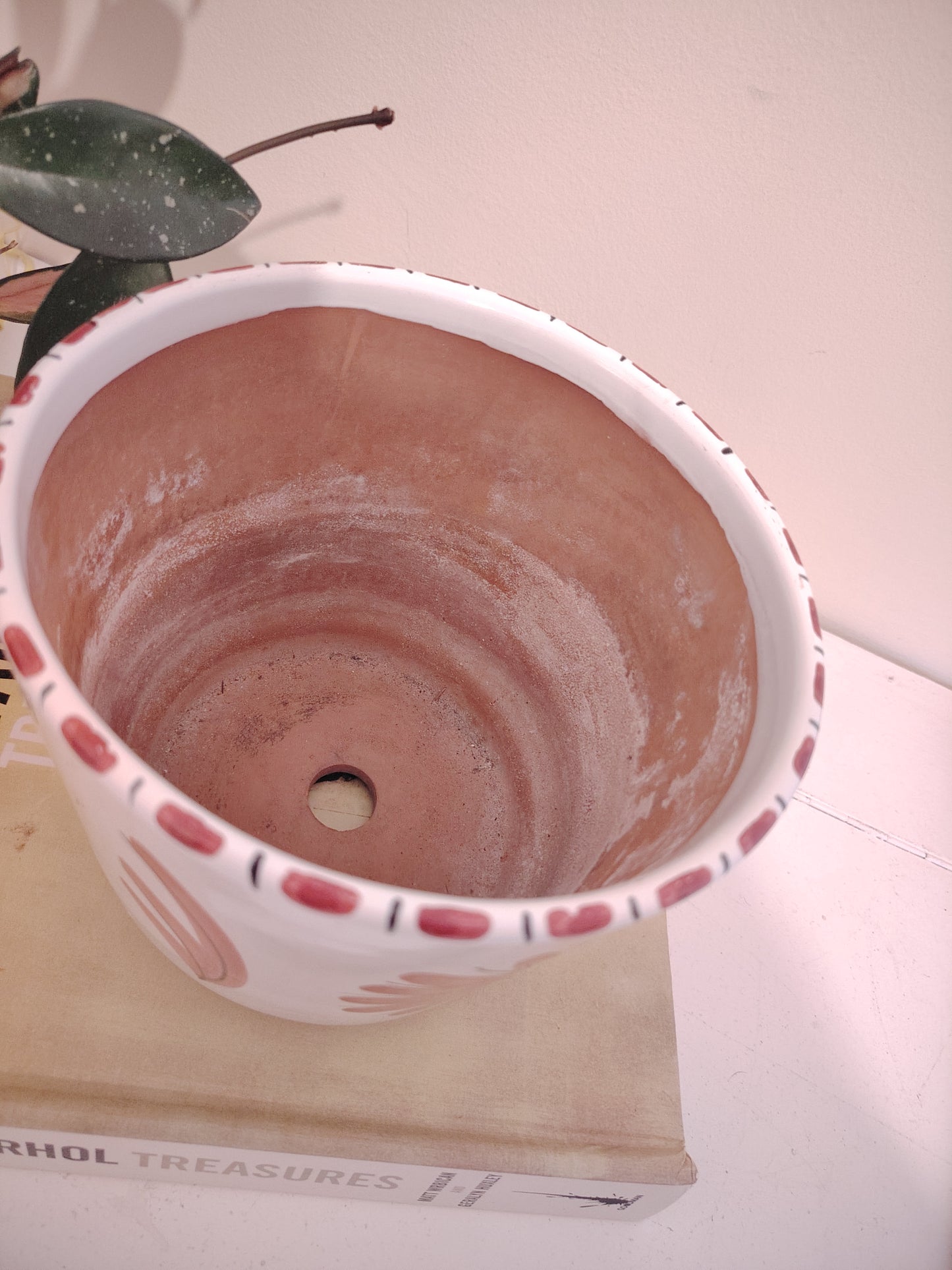 Pretty vintage Norwegian Flower design plant pot