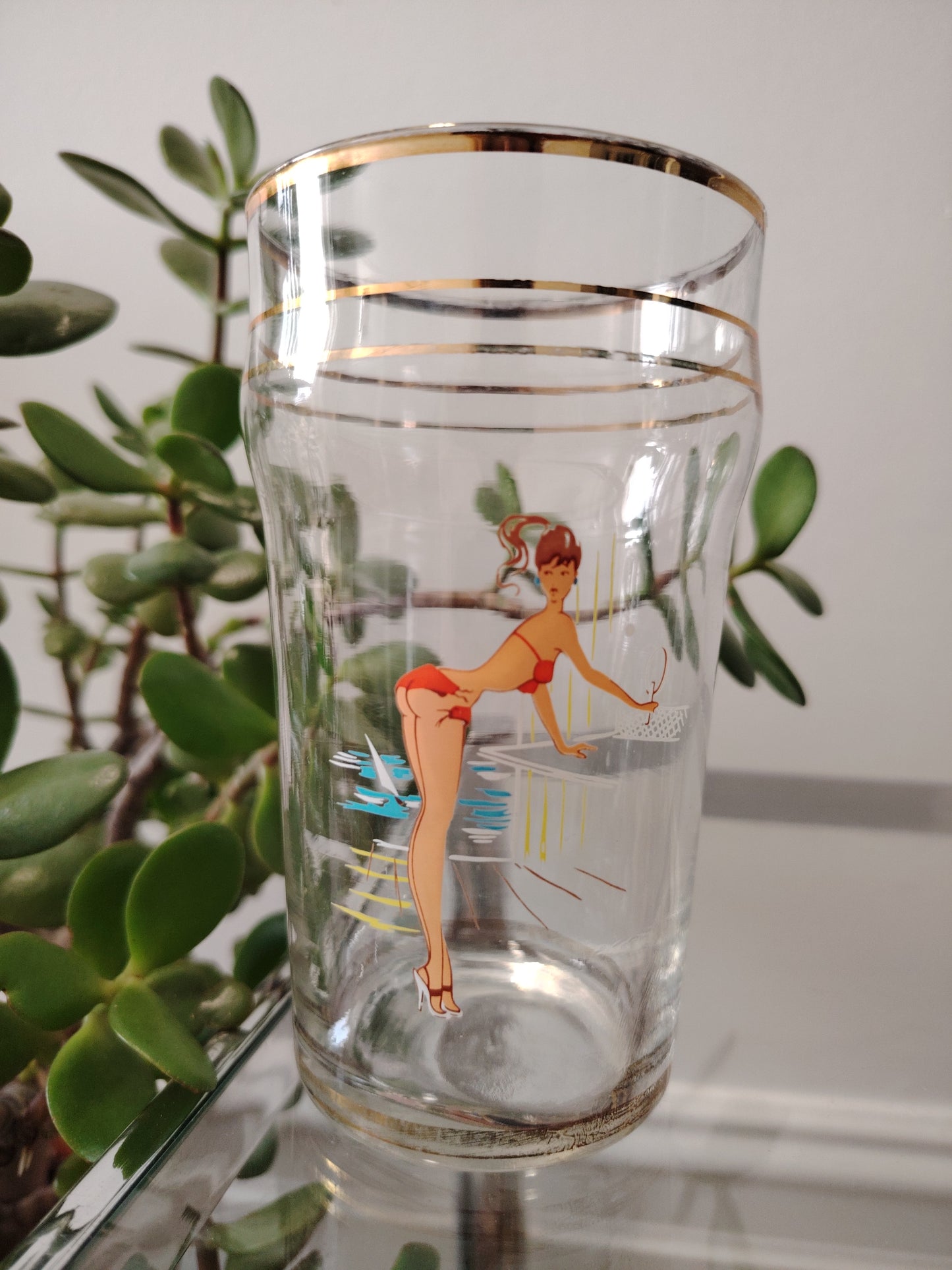 Vintage Pin up Pint Glass