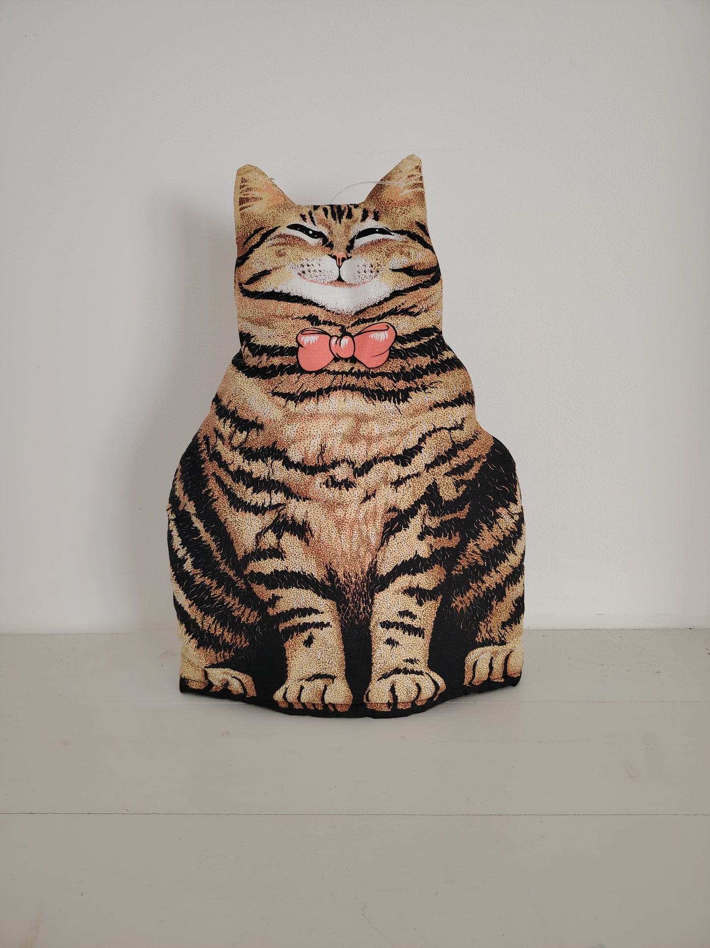 Large Vintage Cat Tea Cosy