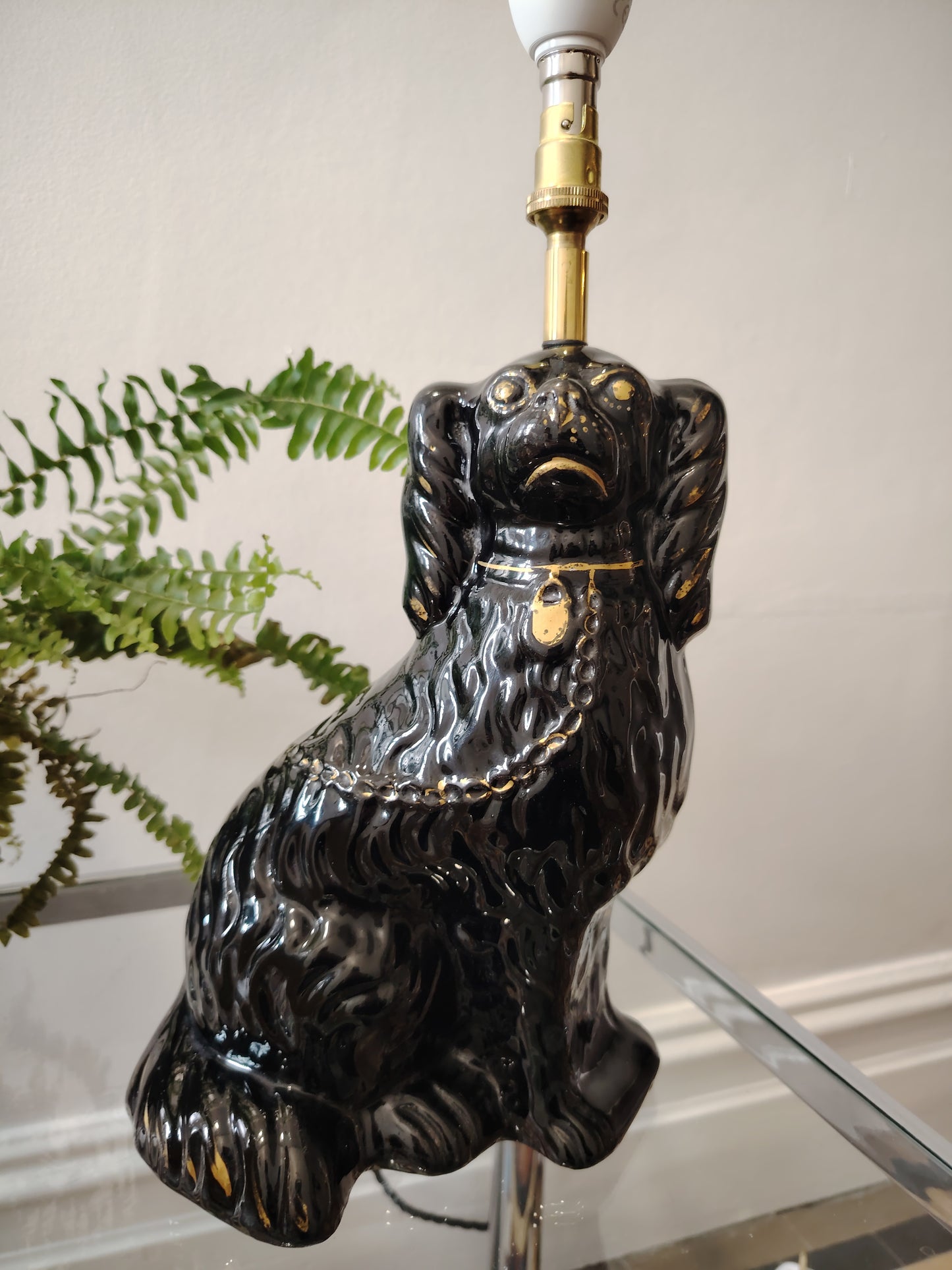 Vintage Black and Gold Pot Dog Lamp