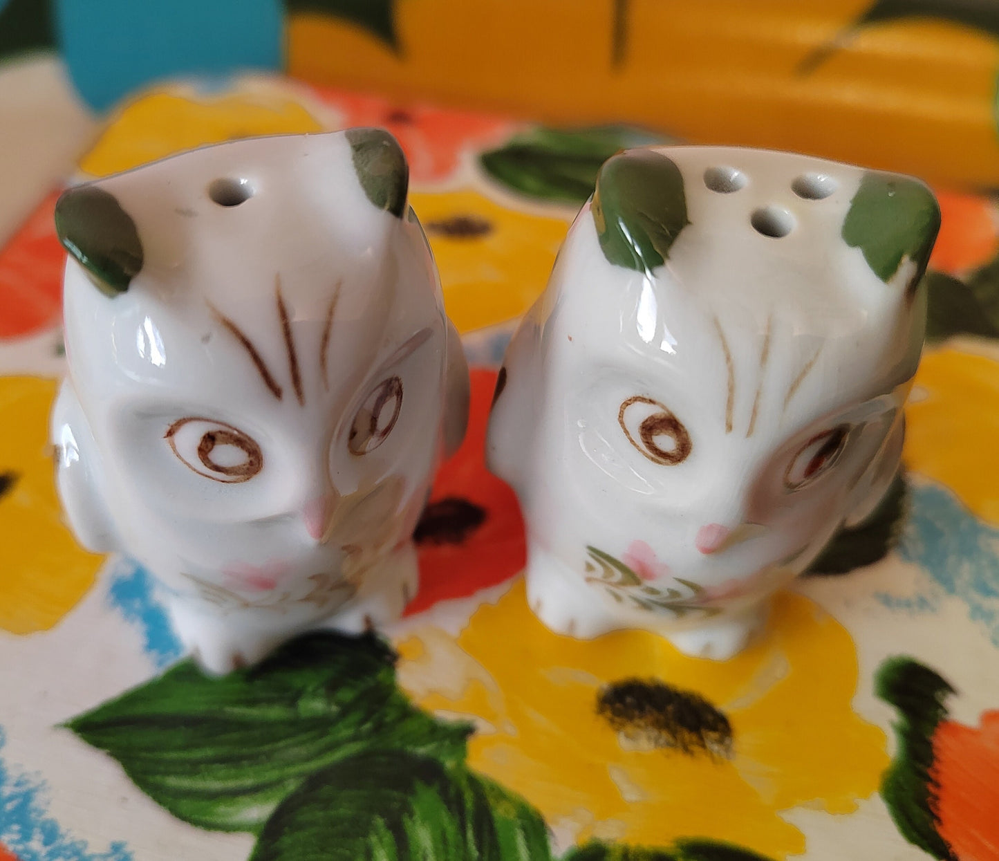 Vintage Small Owls Salt and Pepper Shakers