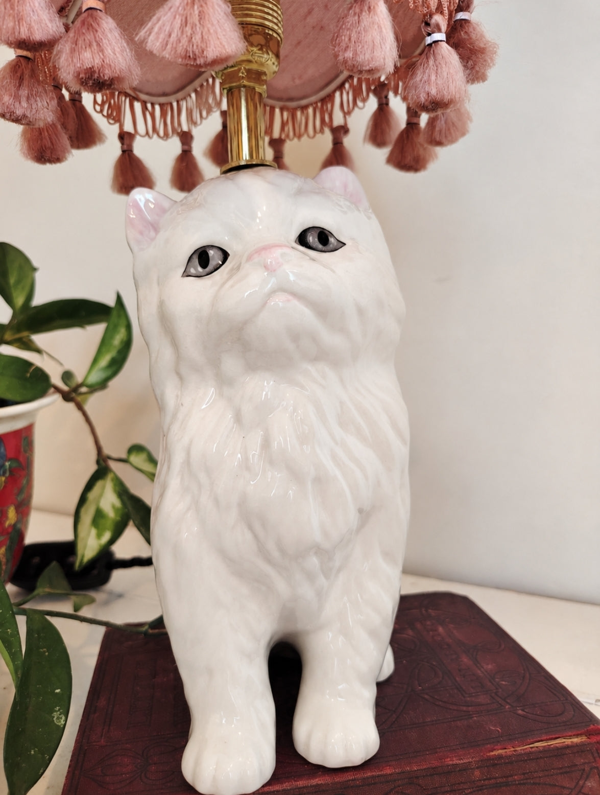 Vintage Reworked White Fluffy Cat Lamp
