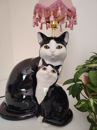 Large Vintage Reworked Tuxedo Cat and Kitten Lamp 💕