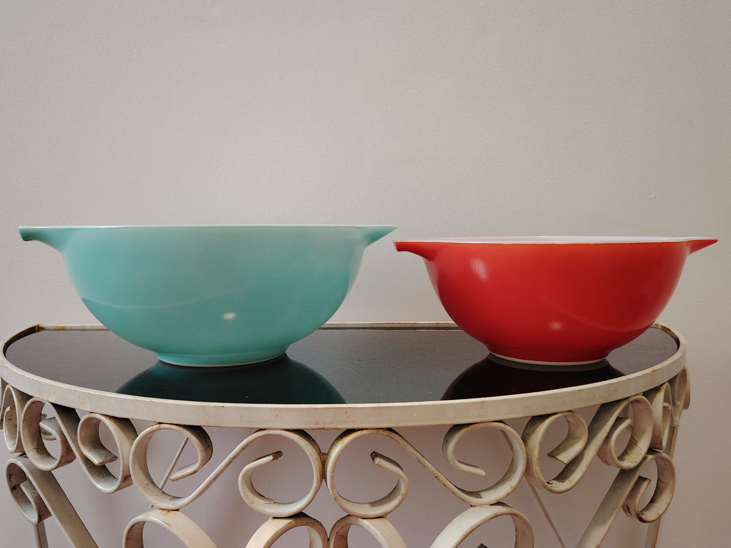 Pair of Pyrex Mixing Bowls in Blue and Coral