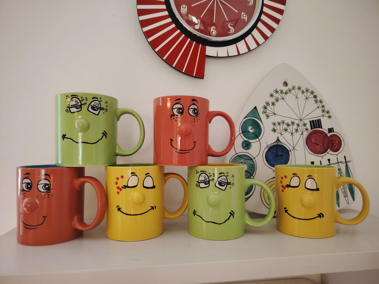 Set of 6 Vintage Colourful 90's Smiley Mugs