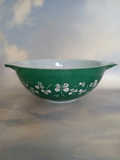 Vintage "Green Clover" large Pyrex bowl