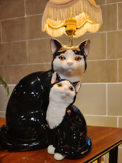 Large Vintage Reworked Tuxedo Cat and Kitten Lamp 💕