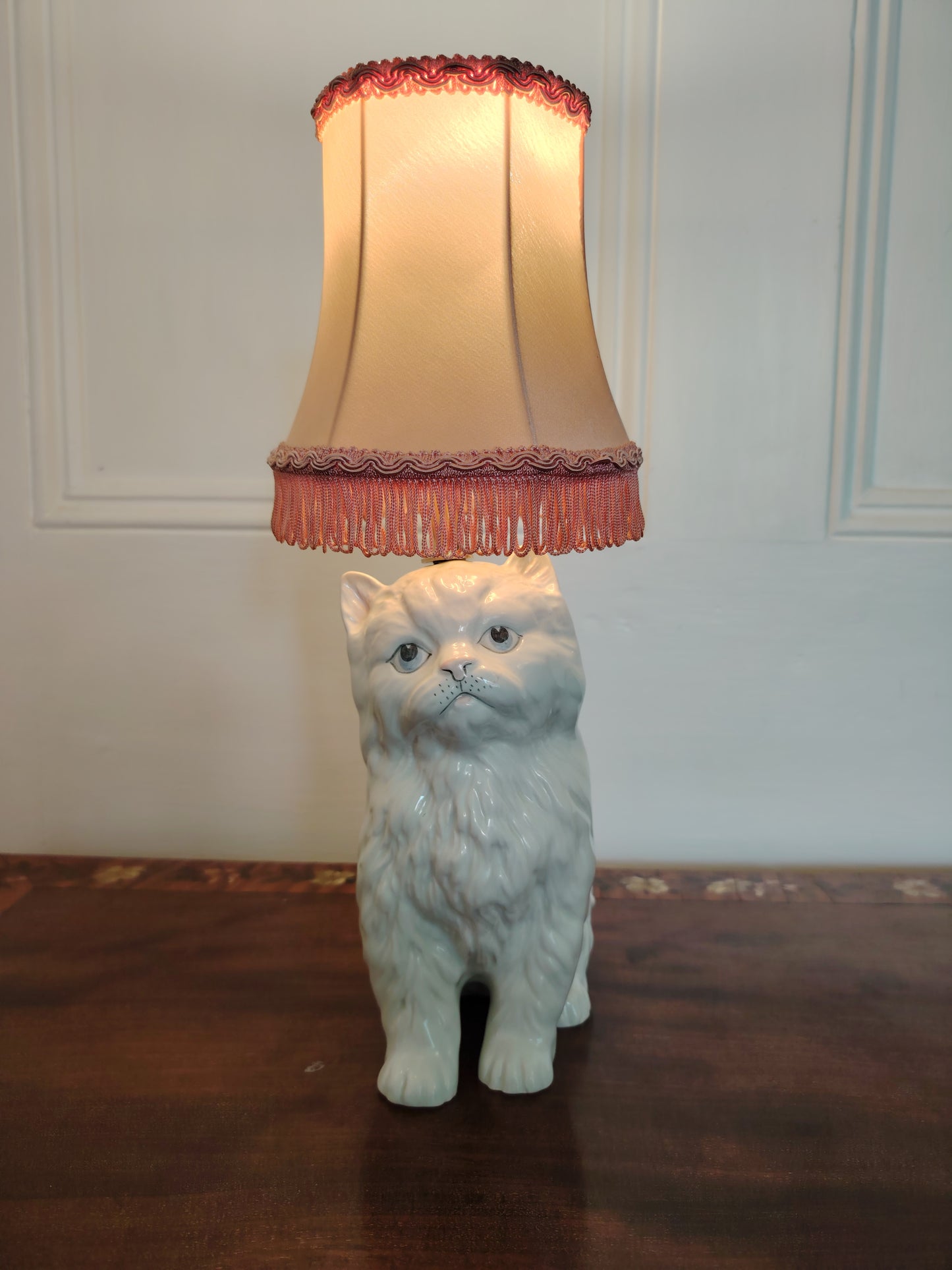 Vintage Reworked Small Fluffy Cat Lamp