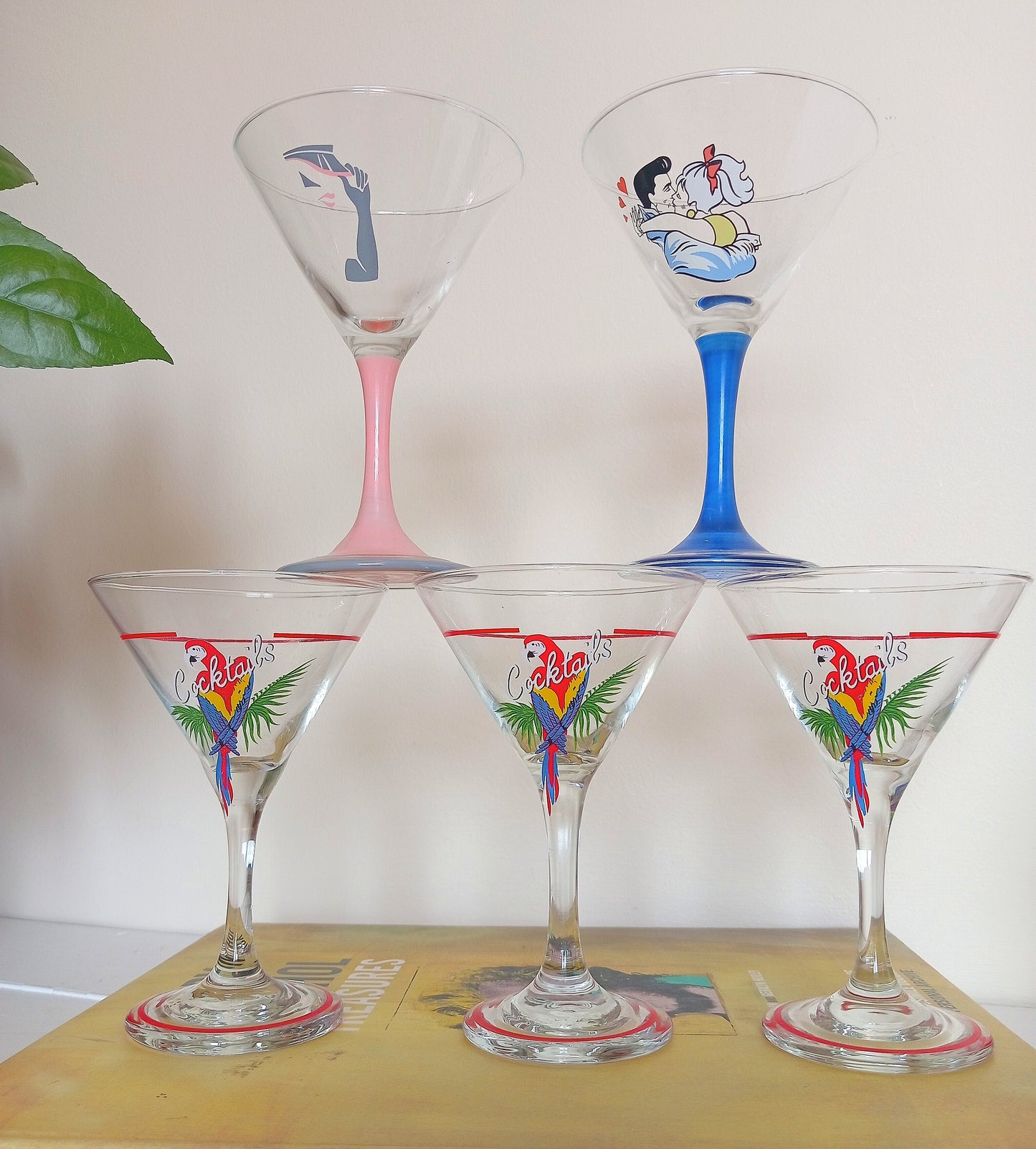 Set of 5 vintage 80's cocktail glasses