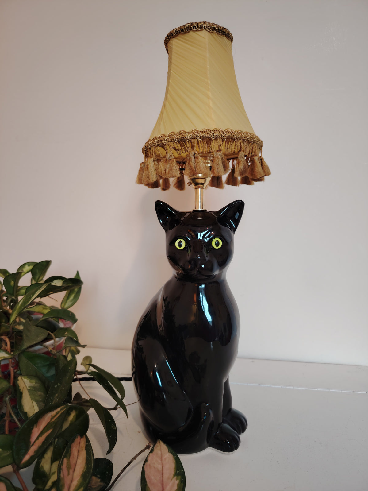 Large Vintage Reworked Black Cat Lamp 🐈‍⬛