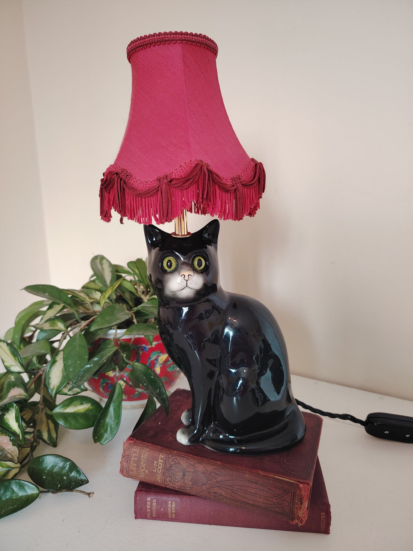 Vintage Reworked Black Cat Lamp 🐈‍⬛