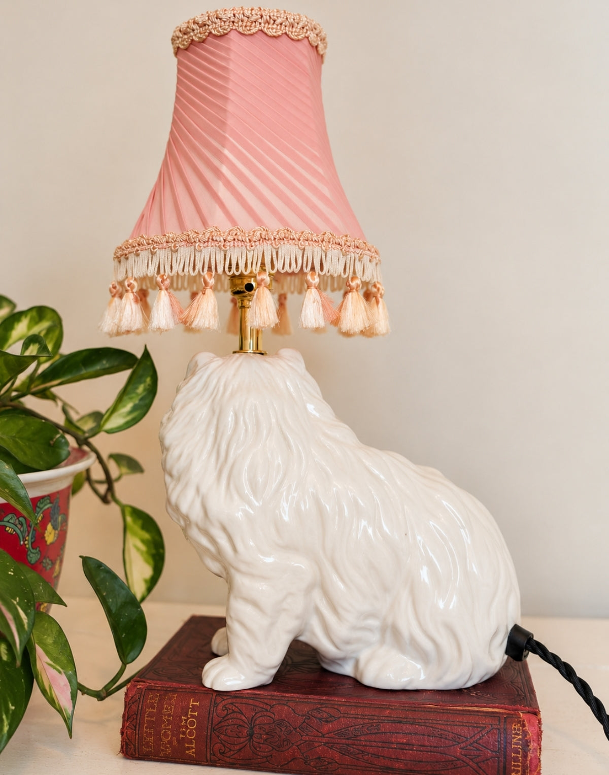 Vintage Reworked White Fluffy Persian Cat Lamp