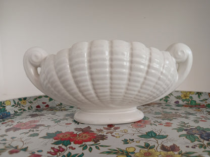 Vintage Shell design mantle vase