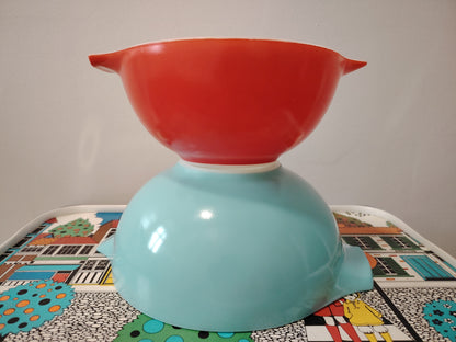Pair of Pyrex Mixing Bowls in Blue and Coral