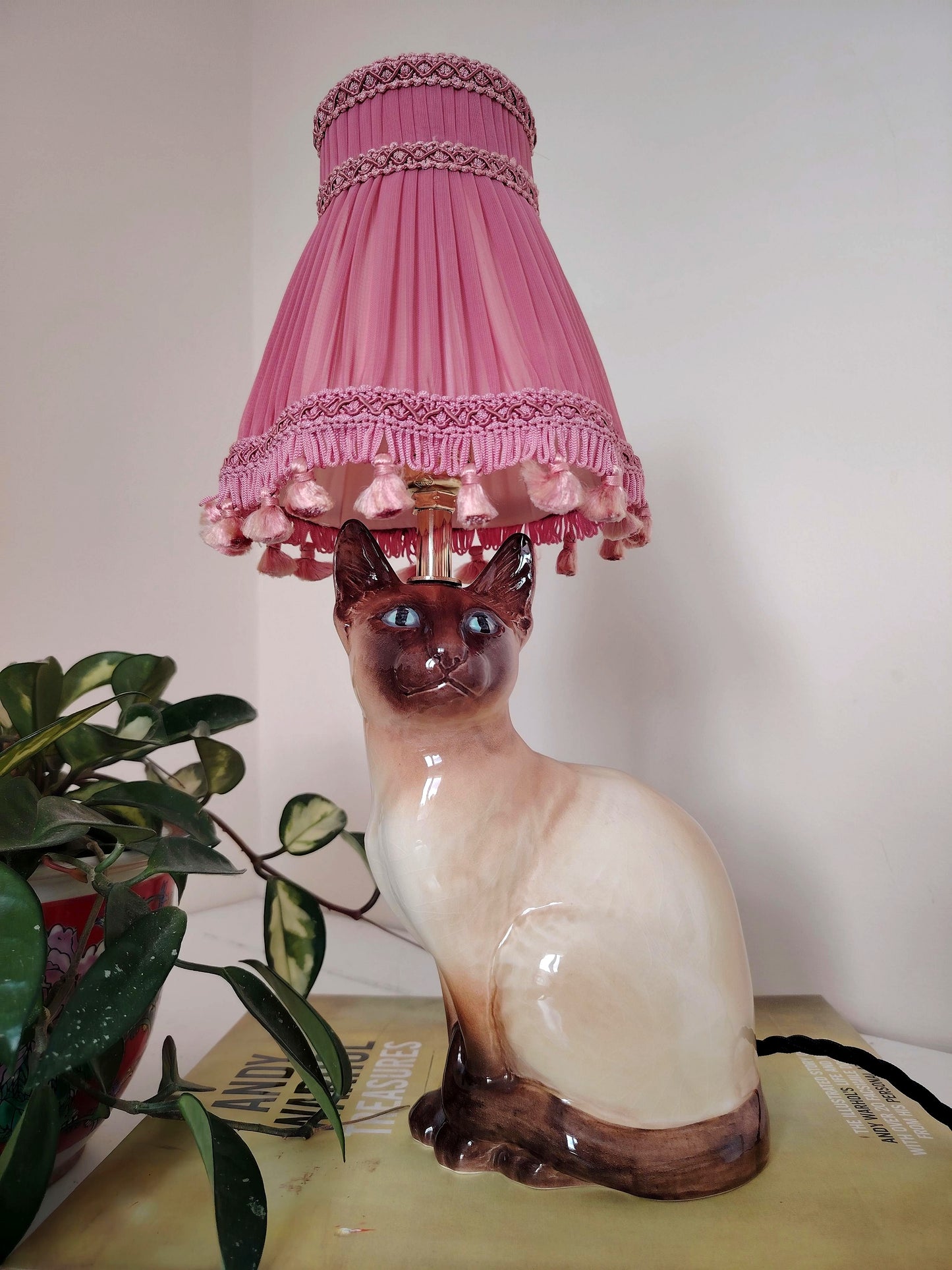 Vintage Reworked Siamese Cat Lamp
