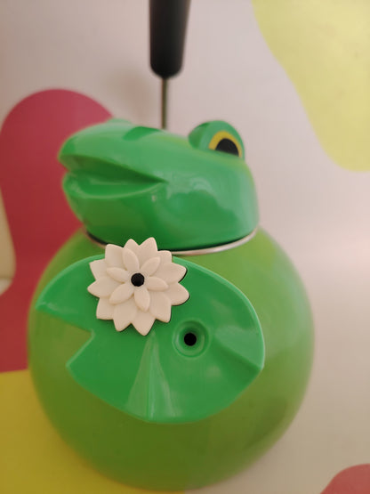 Vintage 80's Copco Frog Whistling Kettle/ Tea Pot