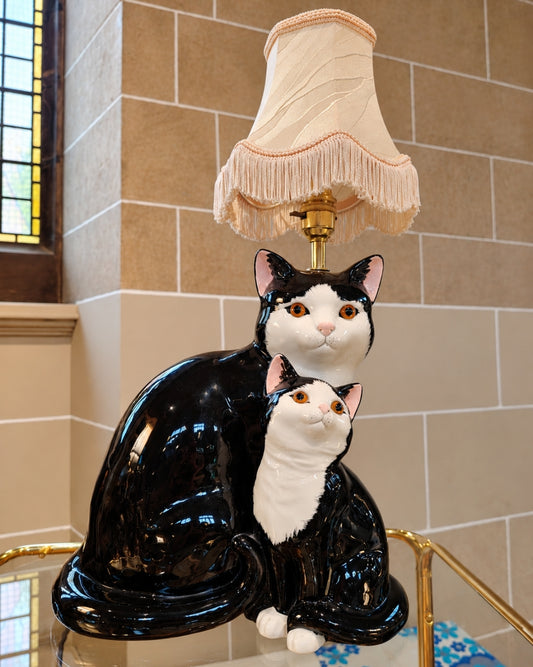 Large Vintage Reworked Tuxedo Cat and Kitten Lamp 💕