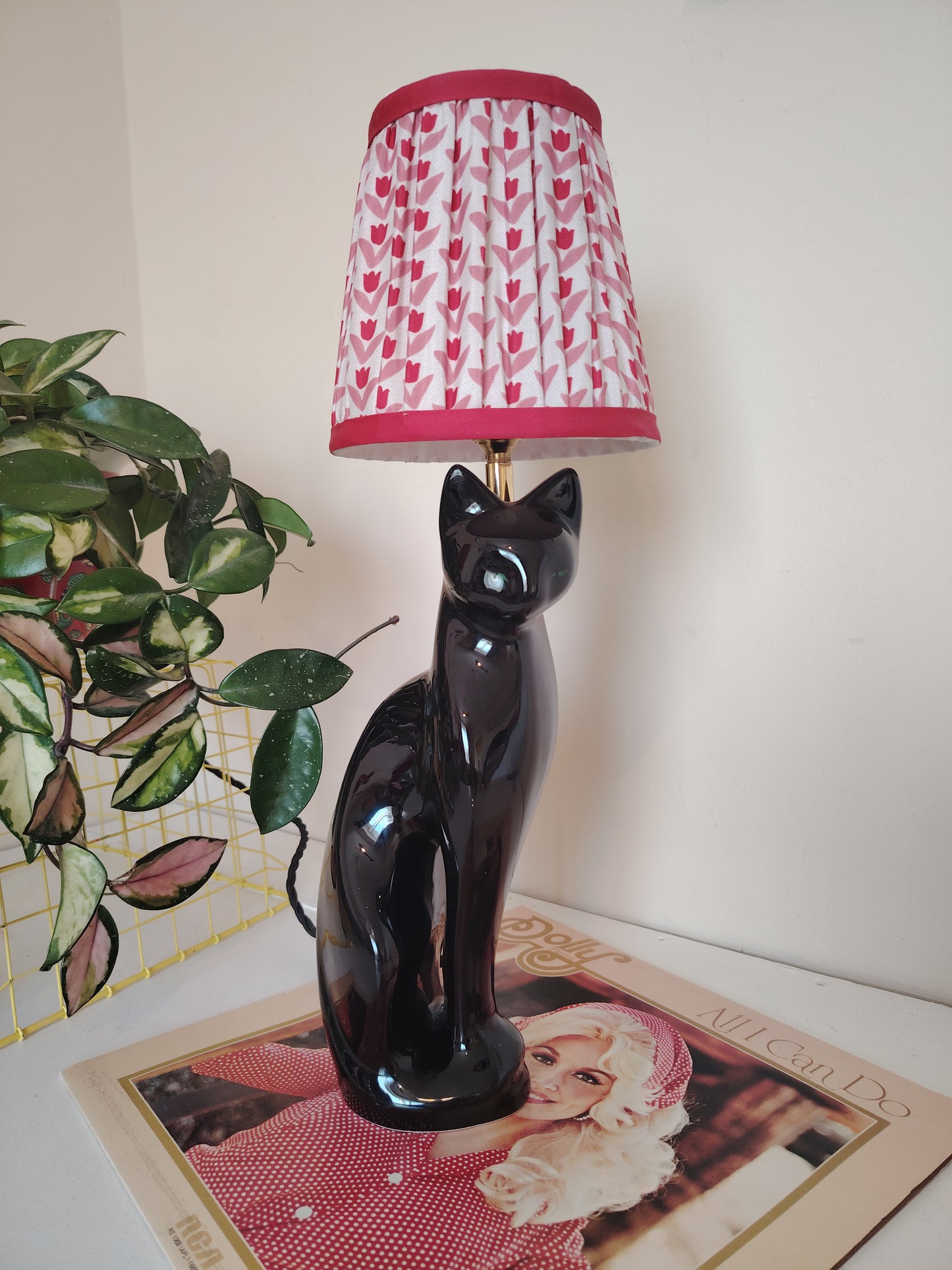 Vintage Upcycled Black Cat Lamp 🐈‍⬛