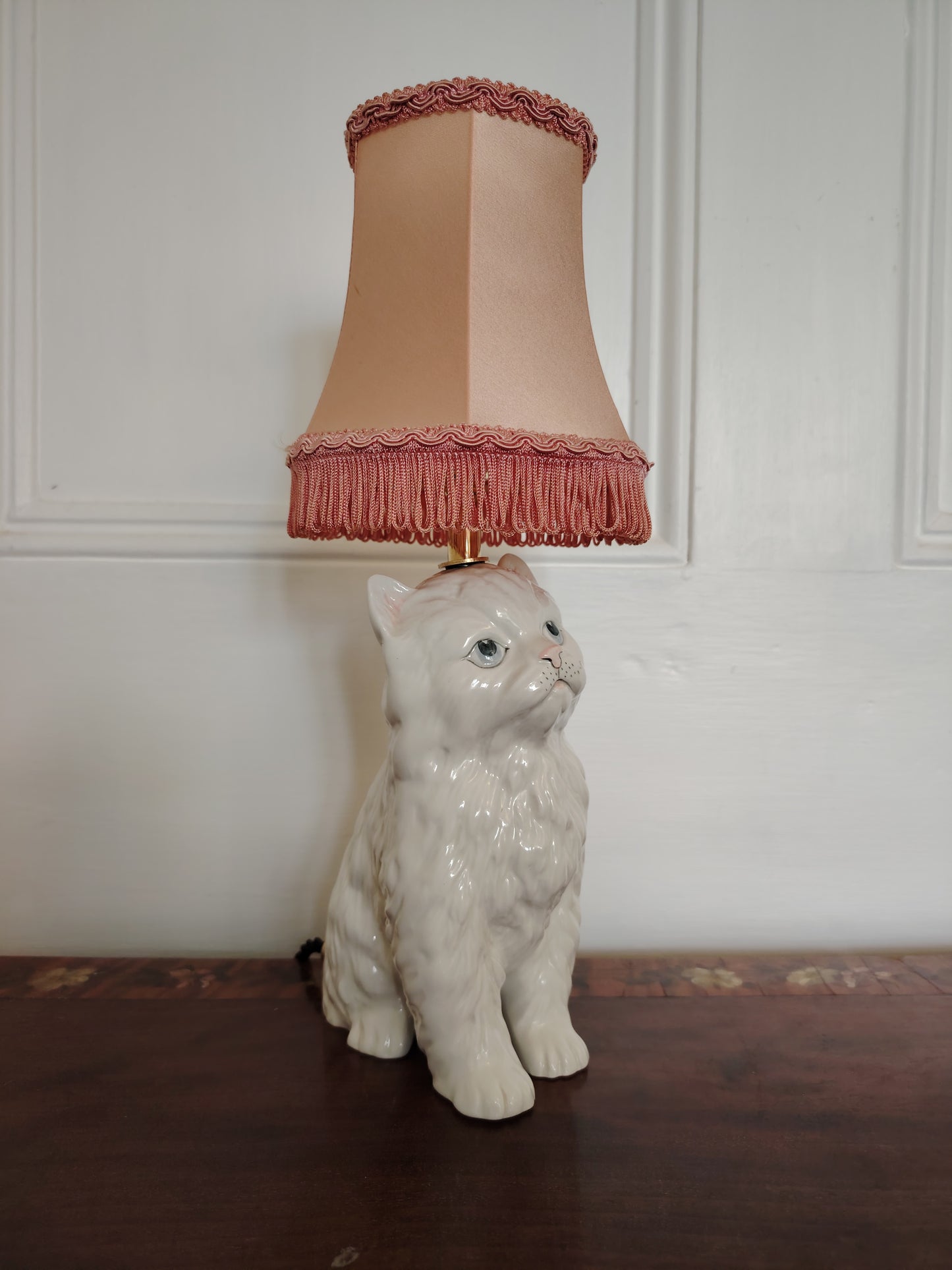 Vintage Reworked Small Fluffy Cat Lamp