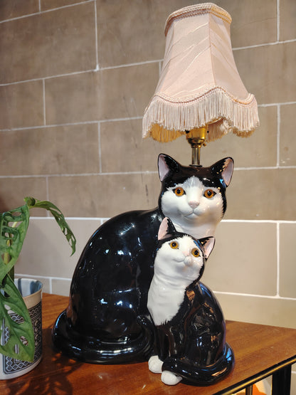 Large Vintage Reworked Tuxedo Cat and Kitten Lamp 💕