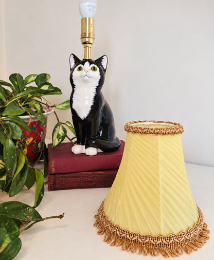 Vintage Reworked Small Tuxedo Cat Lamp 🐈‍⬛✨