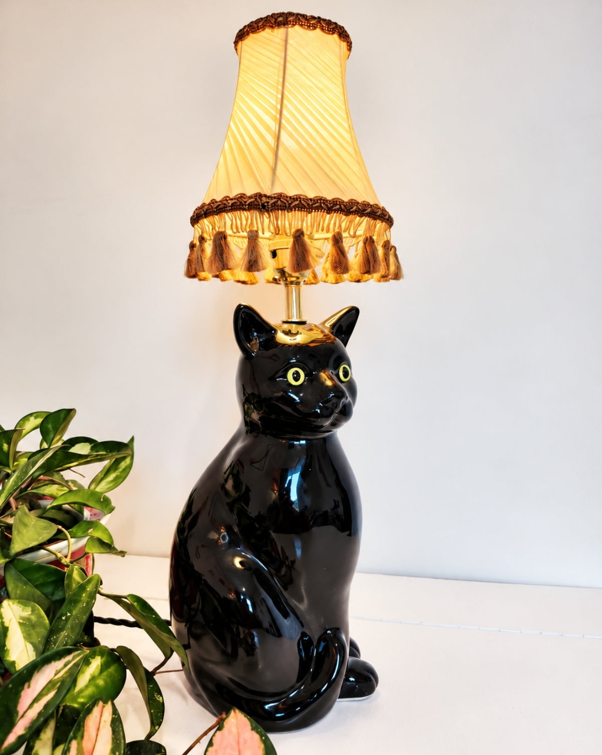 Large Vintage Reworked Black Cat Lamp 🐈‍⬛