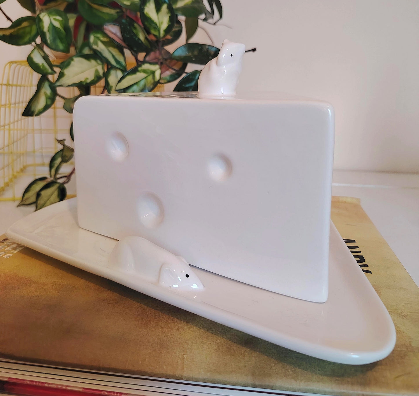 Large Vintage Mouse Cheese Dish