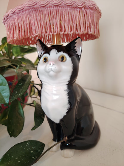 Vintage Reworked Small Tuxedo Kitten Lamp 🐈‍⬛💡