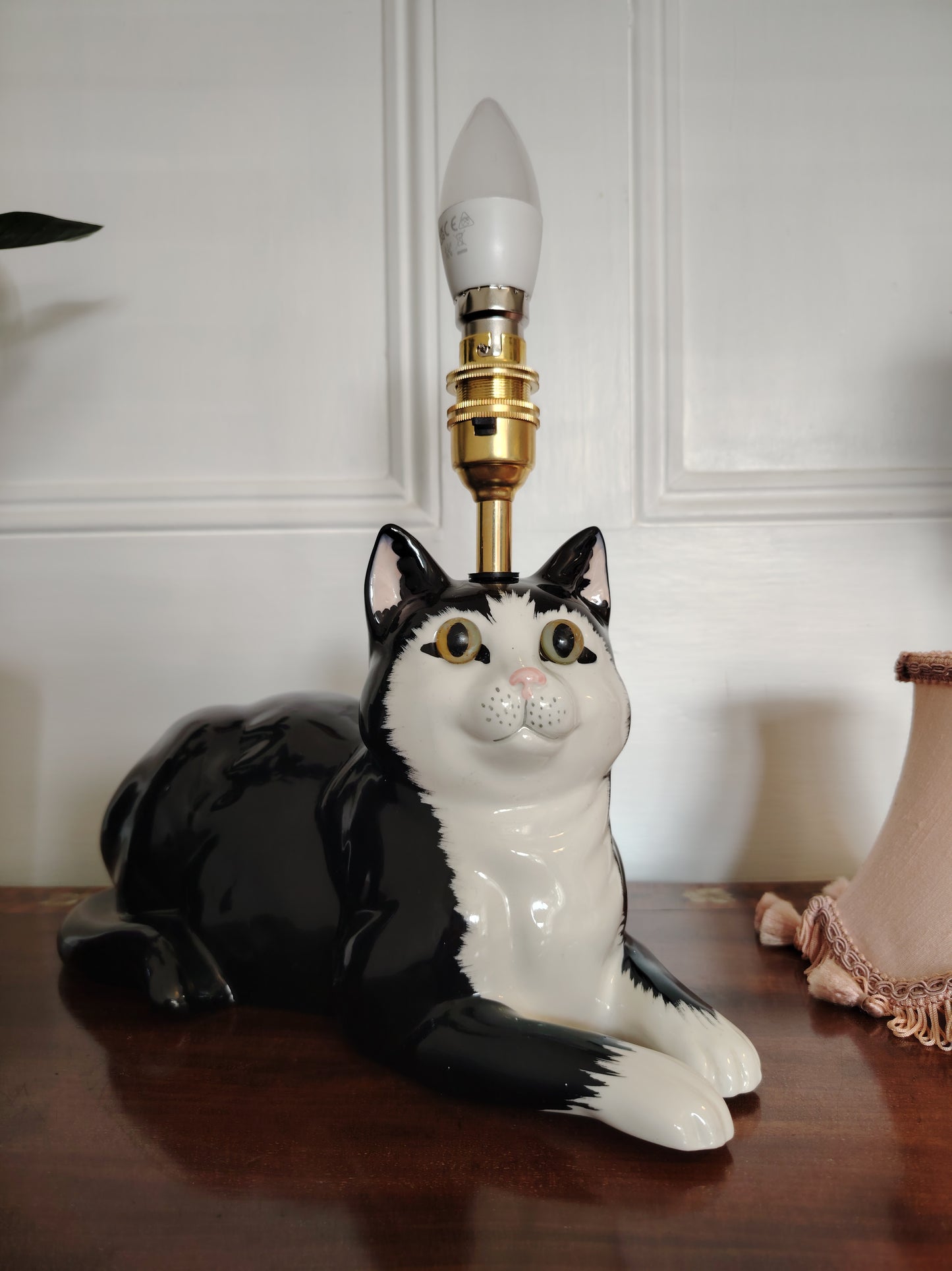 Large Vintage Upcycled Tuxedo Cat Lamp