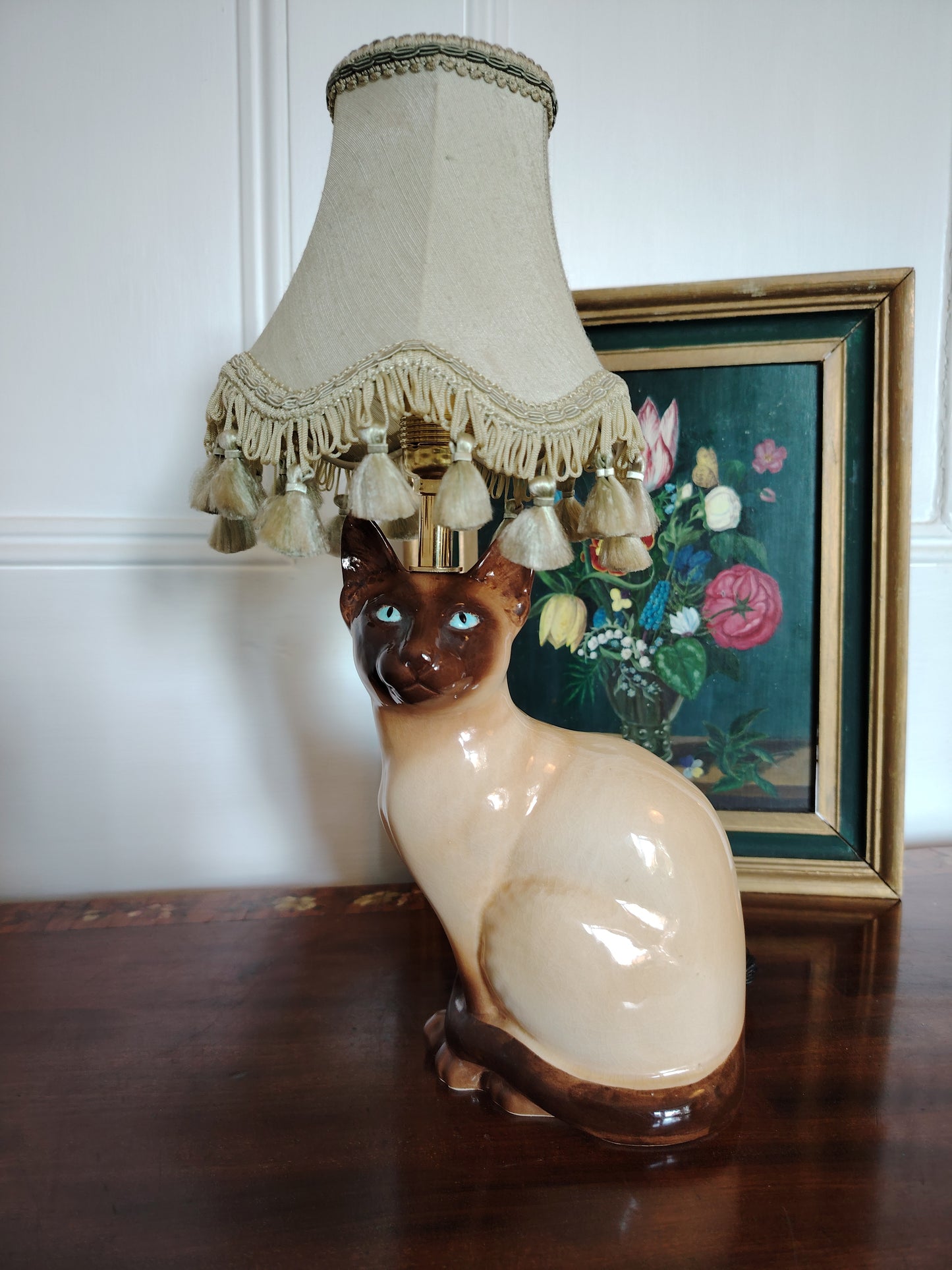 Vintage Reworked Siamese Cat Lamp