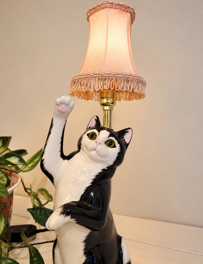 Vintage Reworked Playful Tuxedo Cat Lamp 🐈‍⬛