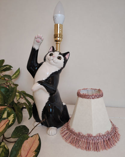 Vintage Reworked Playful Tuxedo Cat Lamp 🐈‍⬛