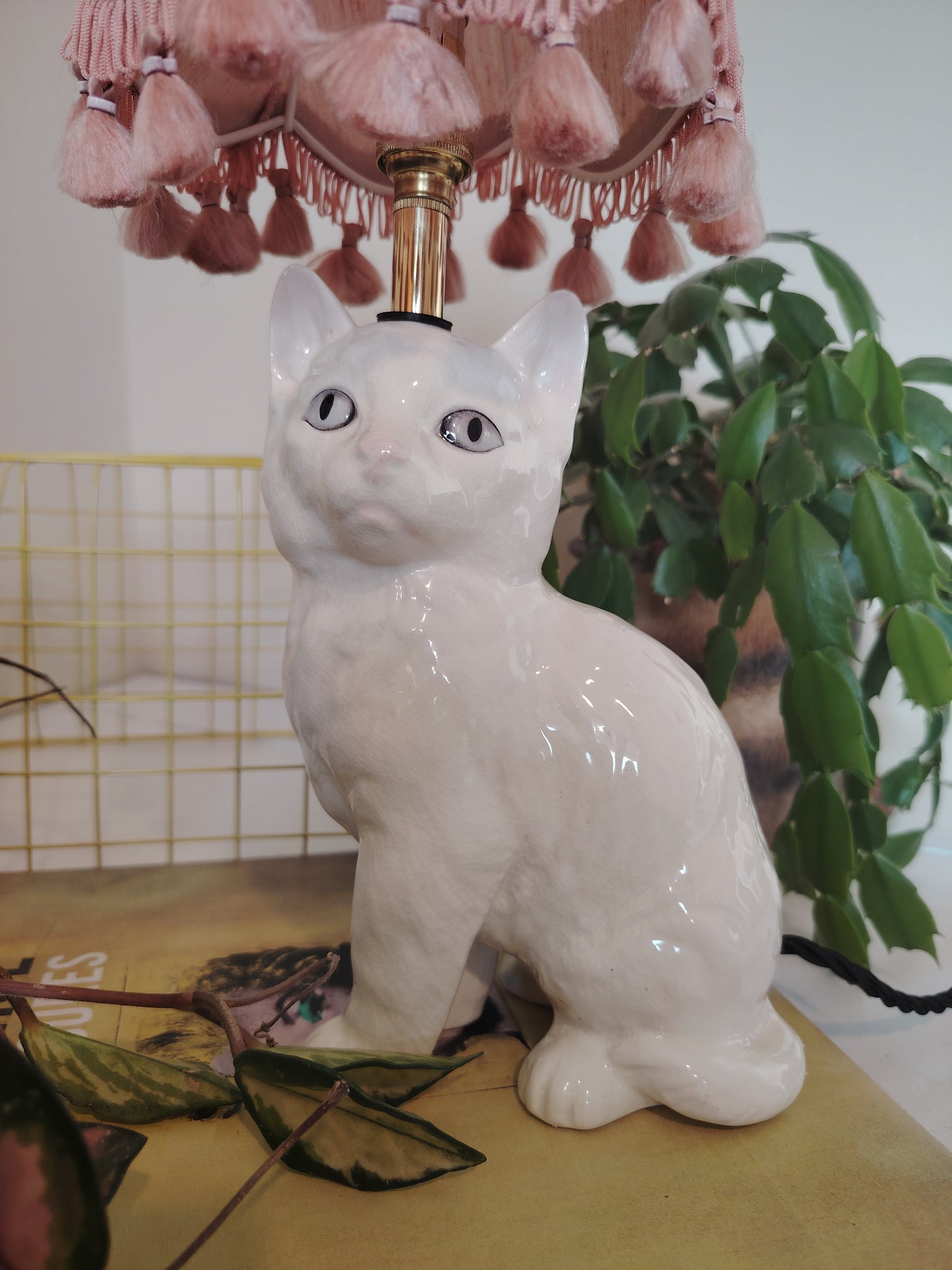 Vintage Reworked White Short Haired Kitten Lamp