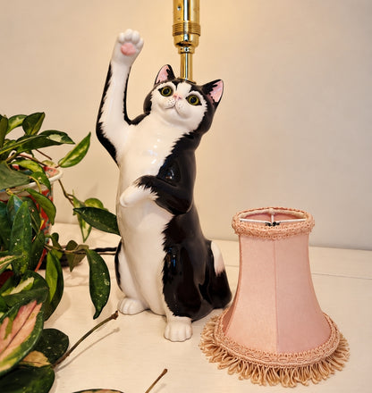 Vintage Reworked Playful Tuxedo Cat Lamp 🐈‍⬛