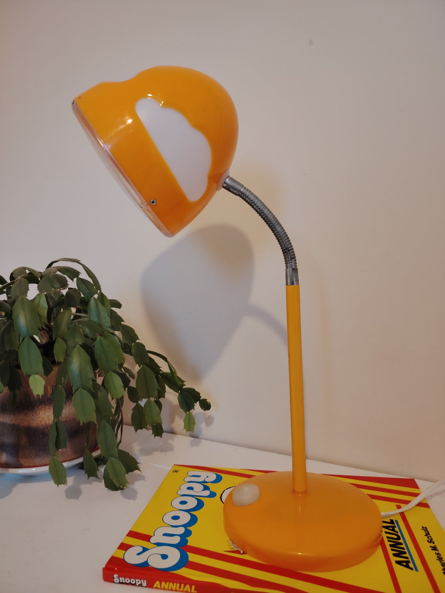 Vintage IKEA Skojig Cloud Desk Lamp in orange /UK plug sockets