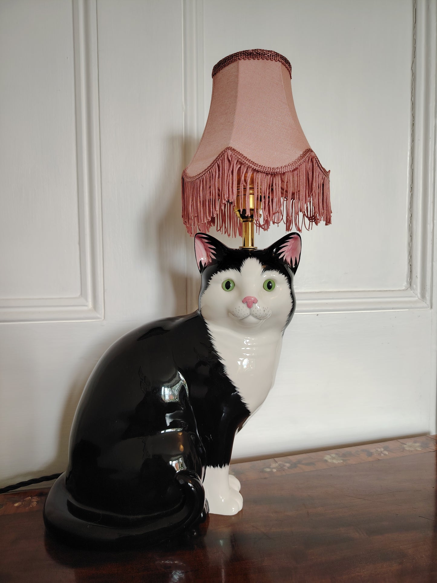 Large Vintage Reworked Tuxedo Cat Lamp