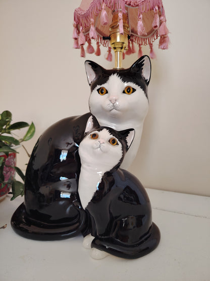 Large Vintage Reworked Tuxedo Cat and Kitten Lamp 💕