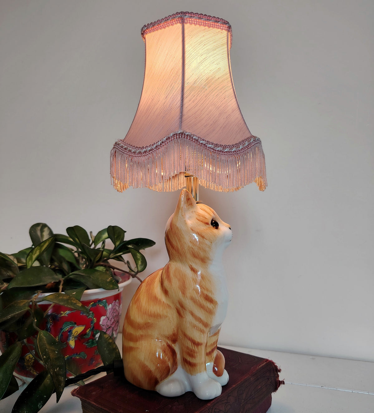 Vintage Reworked Small Ginger Cat Lamp 🐈