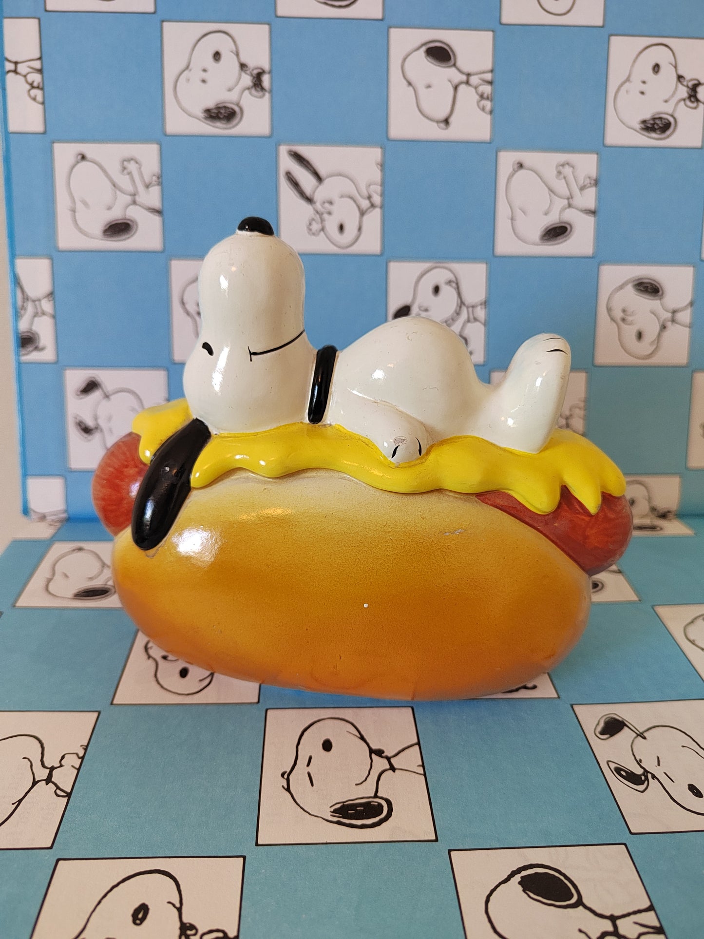 Rare Vintage Snoopy on a Hot Dog ceramic money bank