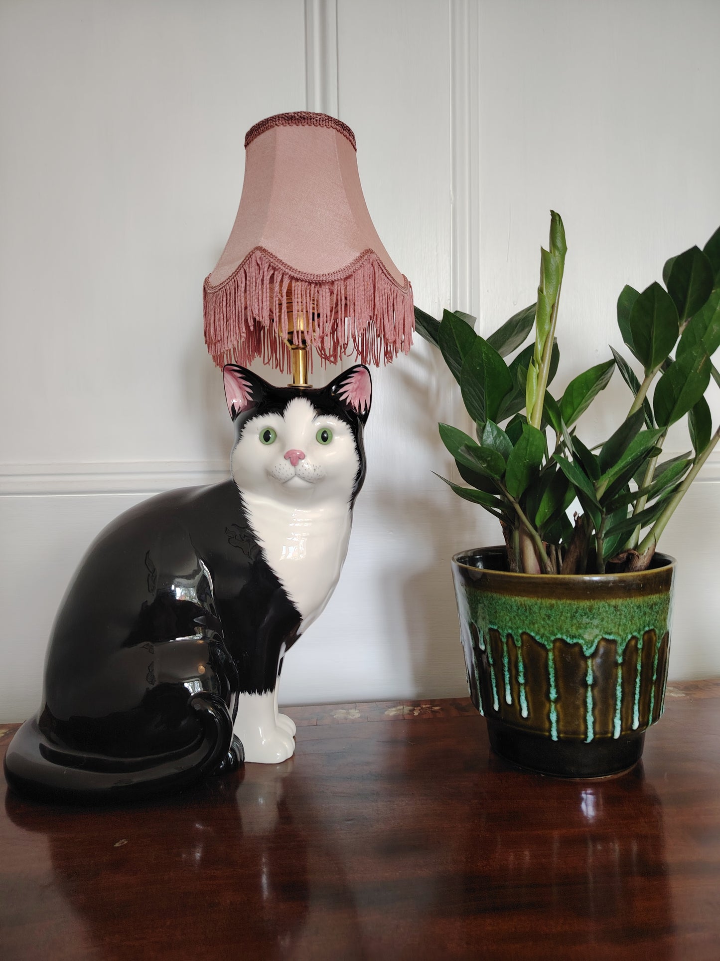 Large Vintage Reworked Tuxedo Cat Lamp