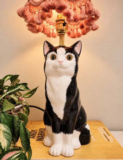 Large Vintage Reworked Tuxedo Cat Lamp 💕
