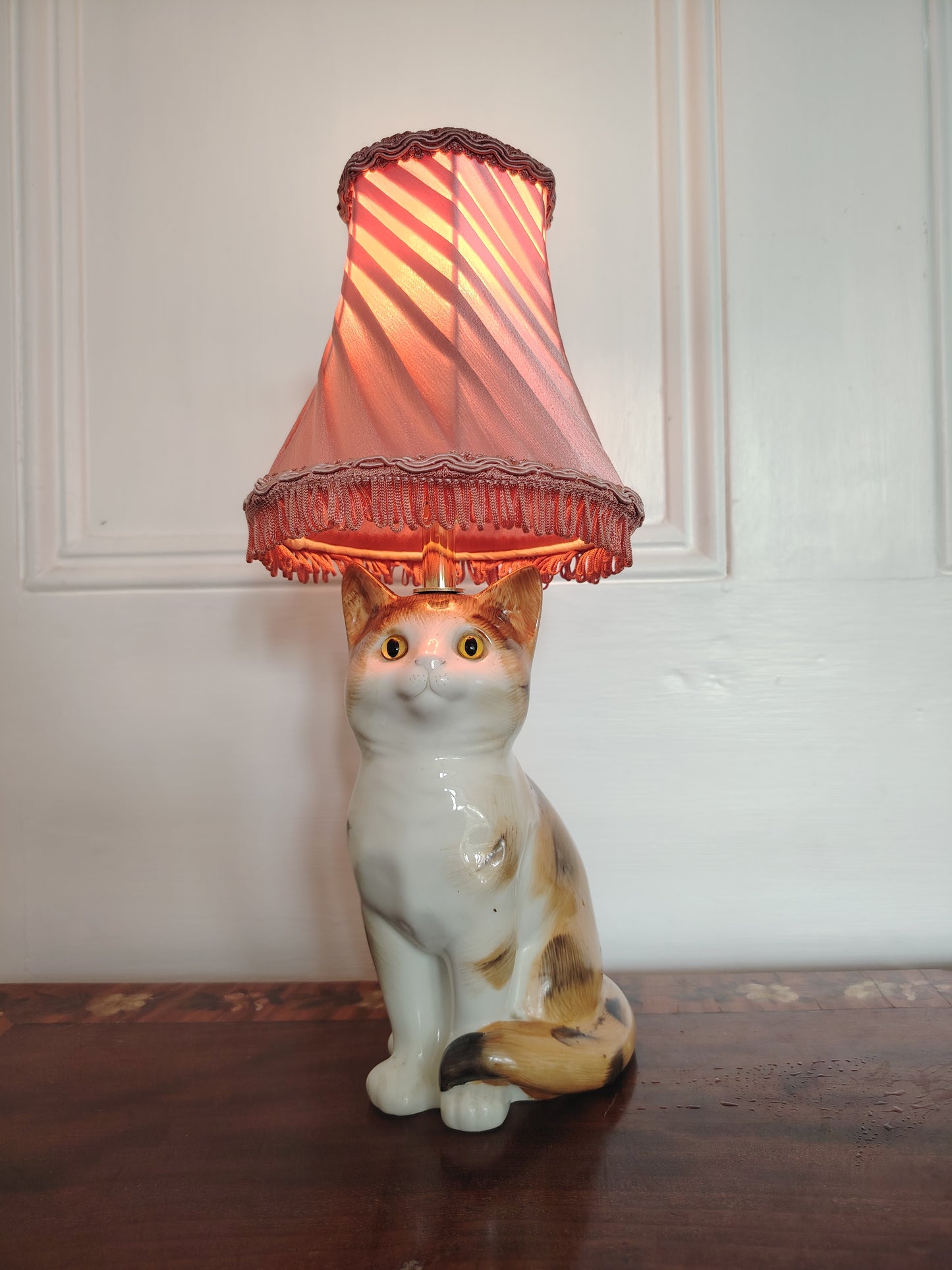 Vintage Reworked Small Tabby Cat Lamp