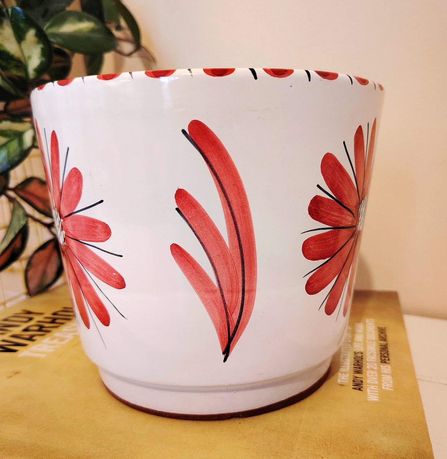 Pretty vintage Norwegian Flower design plant pot