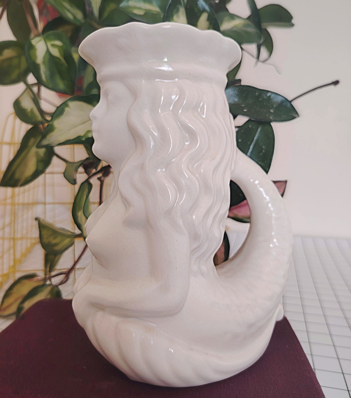 Dartmouth Mermaid Glug Jug in White