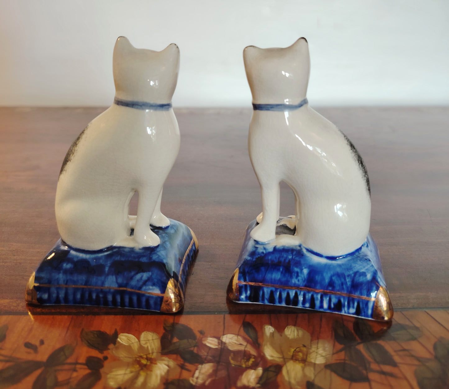 Sweet Pair of Staffordshire Style Porcelain Cats on a Pillow/ Mantle Decor