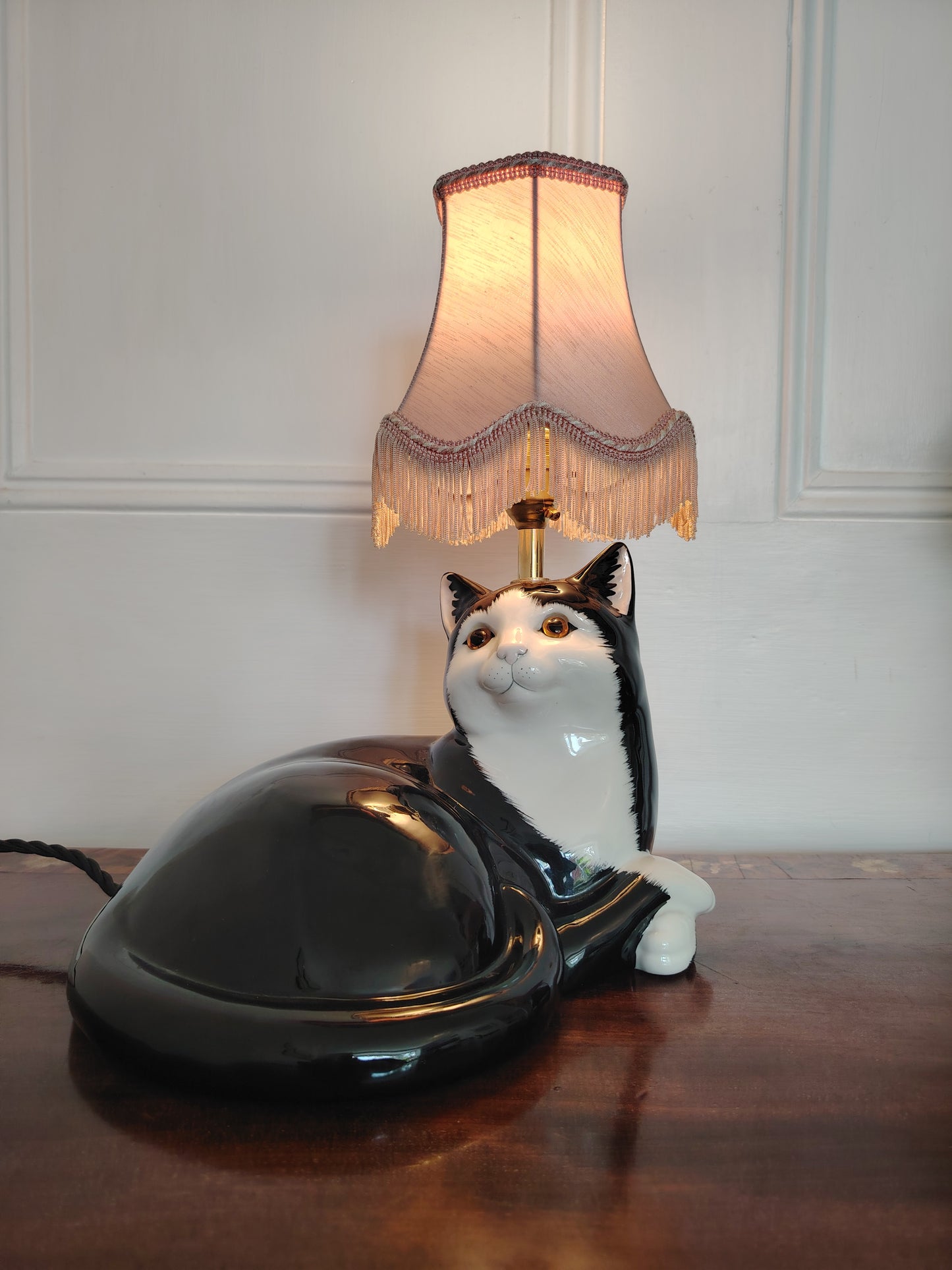 Large Vintage Reworked Lying Down Tuxedo Cat Lamp